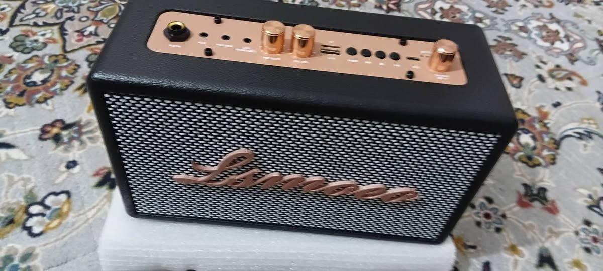 السلام عليكم جهاز يحتوي على مايكي ت وايرلس يستخدم لقراء القران والرواديد وللملايات ايضا صوت قوي جدا ورائع وبعيد المدى وايضا يستخدم للحسينيات صوت بعيد وصوته جدا قوي السعر 65 وبمجال للسؤال او الاستفسار يرجع مراسله الصفحه او الاتصال على الرقم الهاتف الظاهر امامكم ***********
