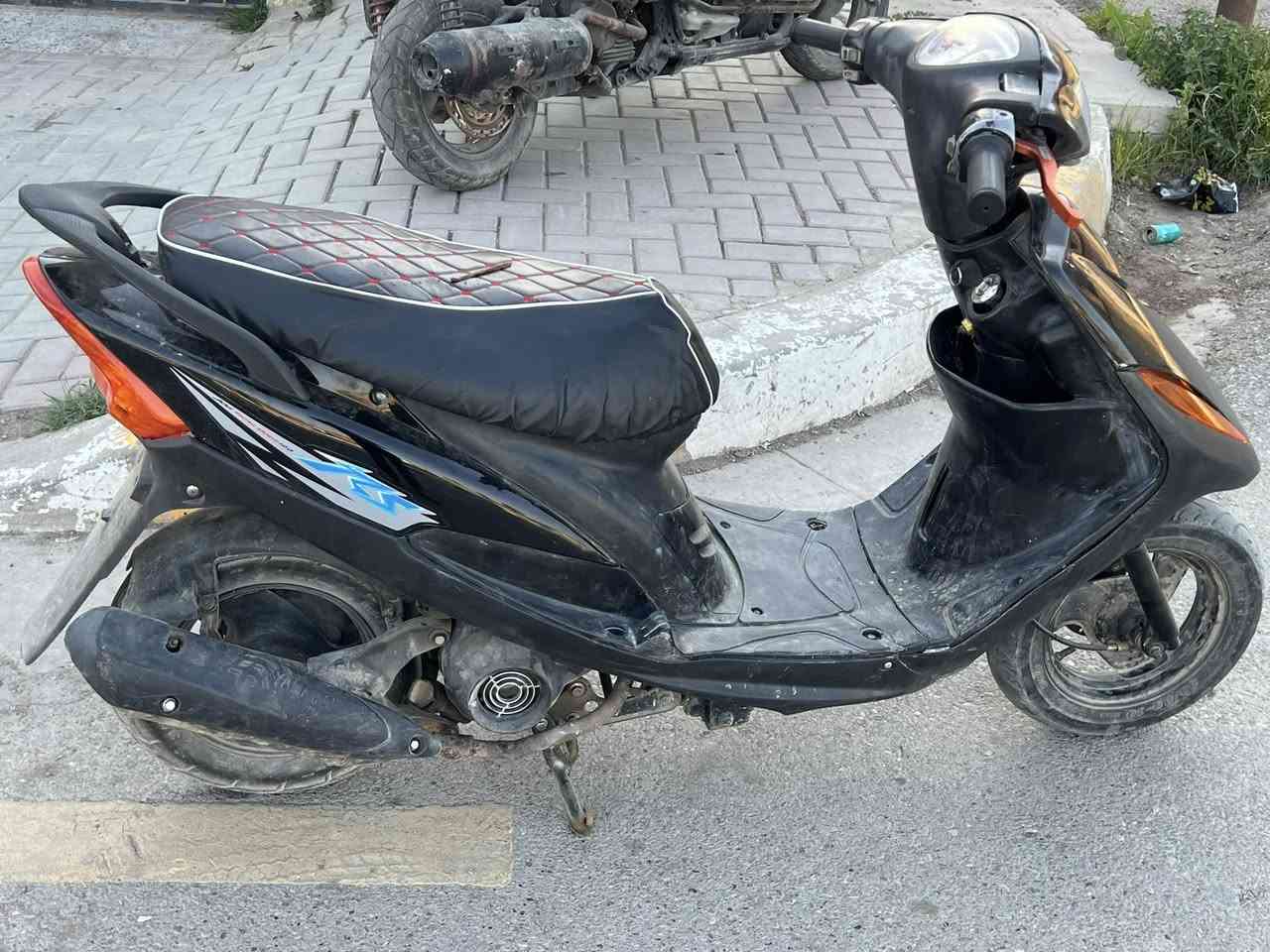 ماكس عدله كامله كله سلف هندر كهربا ئيات دراجه فول نعومه مجفته سلندر رنبه مو تجاري دراجه نص نكره نعومه فووول شلعه ومعدل رايده 450


**إذا كنت صاحب هذا الإعلان وتريد حذفه لأي سبب، رجاءا أرسل رسالة إلى الدعم الفني**