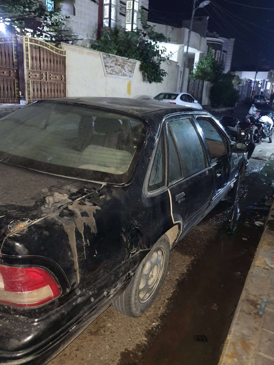 السلام عليكم دايو برنس موديل ١٩٩٤
كير عادي محرك وكير نضيفات شلعه ومعدل بيها نقوصات تانكي البانزين مزروف تكدر تلحمه سنويه لل٢٠٣١ هزة جديده تحويل مباشر لايتاتها الاماميه موجوده بس يرادلهن ترتيب والحاجب بين اللايتات هم موجود صدرها جديد ادامه جديده للبلكات والنوزلات سعرها ١٤ ورقه وبيها مجال مكانها الرمادي ***********
