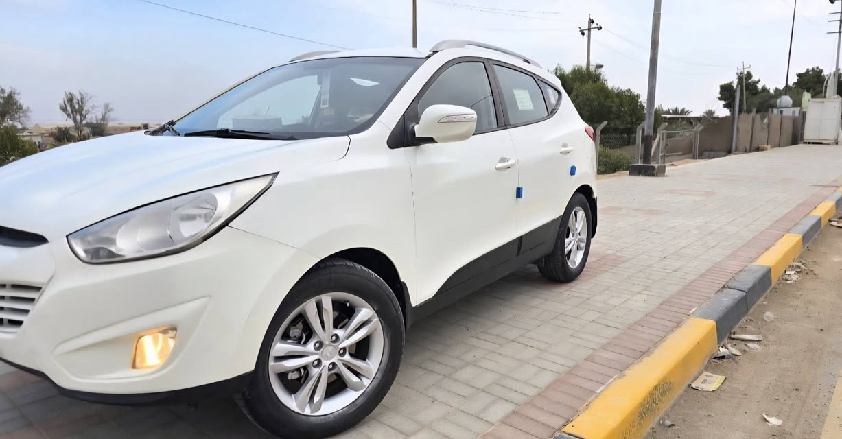 سلام عليكم توسان 2012 حرة رقم مثنى سنوية 2027 فقط جاملغ مصبوغ ولباقي كفالة مواصفات شاشة كامرة ويلكب شاير بل مري تحكم ستيرن لستفسار *********** مكان سيارة سماوة
