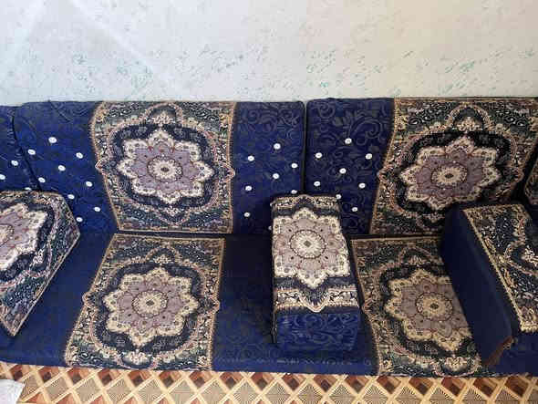 ‏كاونتر نظيف متر تين السعر 200)
‏جلسة عربية 12 متر السعر 400 نظيف جدا شغل درجة أولى )
***********￼￼￼￼
