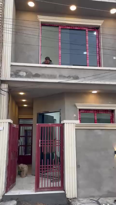 سلام عليكم جميعآ رمضان كريم
عروض مكتب ركن كفائات العقار

يوجد بيت في منطقة كفائات السيدية للبيع 
طابو ملك صرف   موقع حلو وشارع مرتب  
(واجه5 نزال 10)
من صاحب السند مباشر 
🔴🔴🔴🔴🔴🔴🔴
رقم العقار (336/1/2)
المساحة (  50م)
السعر (160مليون او بي مجال بسيط)
للاستفسار تفضل خاص او اتصل 
الي عنده عقار ضمن 3/10او 2/10احنه جاهزين تقيم بدون مقابل او بيع او شراء 

🔴🔴🔴🔴🔴🔴🔴
*********** وات ساب
***********وات ساب
