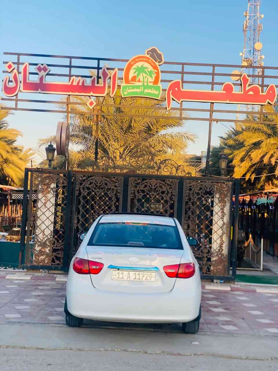 السلام عليكم ورحمة الله وبركاته
من رخصه مدير الكروب المحترم 

النترا 2010 رقم بغداد الجديد بسمي 

ملاحضه) شوف واتصل 

هزه وسنويه ولوحات جدد سياره مال بيت 

من 2015 عدنا بيه فقط طخه بسيطه جاملغ امامي معمره بدون اي داخل ومصبوغ جاملغ فقط وباردات شوف العين سياره فول موصفات مكينه 1600

دكشن عالي كير ومكينه خير من الله 

تخم تاير نظيف 5️⃣ وين كب 4 دسك 

فتحه شاشه كامره تحكم وبقيه الموصفات معروفه مكان سياره بالحلة واني بل خدمه 

 رقم الهاتف  ‏‪***********‬‏
