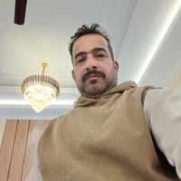 الحمدلله  تم انجاز هذا العمل  مساحته 300 متر كهرباء صحيات شغل  ومن الل...