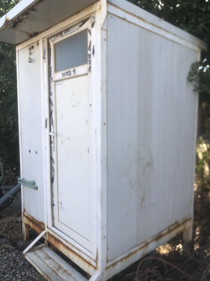 للبيع نضيف وجاهز ***********
