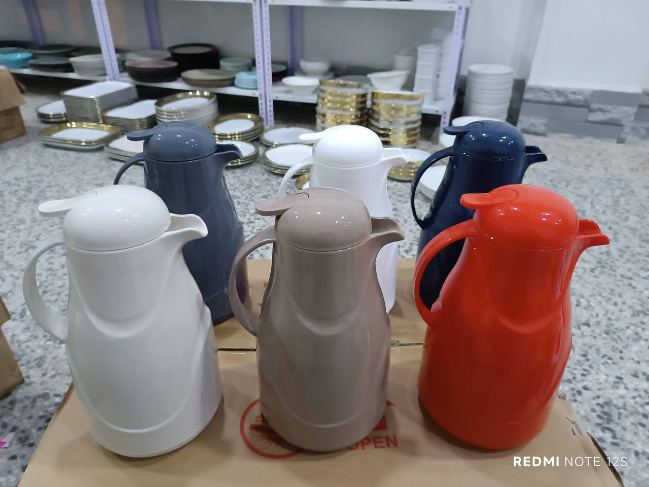 عرض خاص 5 الاف 
ترمز چاي ماركه السلطان بي 6 الوان


**إذا كنت صاحب هذا الإعلان وتريد حذفه لأي سبب، رجاءا أرسل رسالة إلى الدعم الفني**