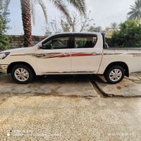 تيوته ٢٤ ماشيه ١٣ الف سعر ٣شدات وبيه مجال  سياره مقفوله من اي ضرار تصل...