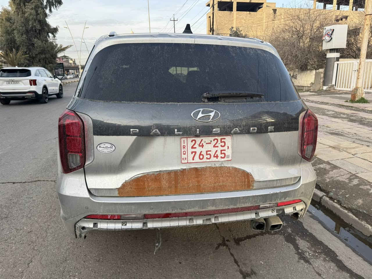 بلسايد كالكرافي 2023
بيع مستعجل ماكو هيج سعر 

فول مواصفات للاخير اعلى فئة 

لون رصاصي 

السياره ماشيه 64ميل 

محرك 6 سلندر 3.8 مكفول من كلشي

مواصفات السياره فتحتين بانوراما 

كراسي جلد وكهرباء وتدفئة وتبريد 

عداد دجتال وانارة داخلية وسستم صوت سماعات 12 سماعه

5 كامرات وردارات 360 درجة 

شاشة اكبر حجم ووضعيات قيادة وتتقدم وترجع بالريمونت 

وبعد بيها هواي مواصفات

مكان موصل

السعر اتصل عل رقم ***********
