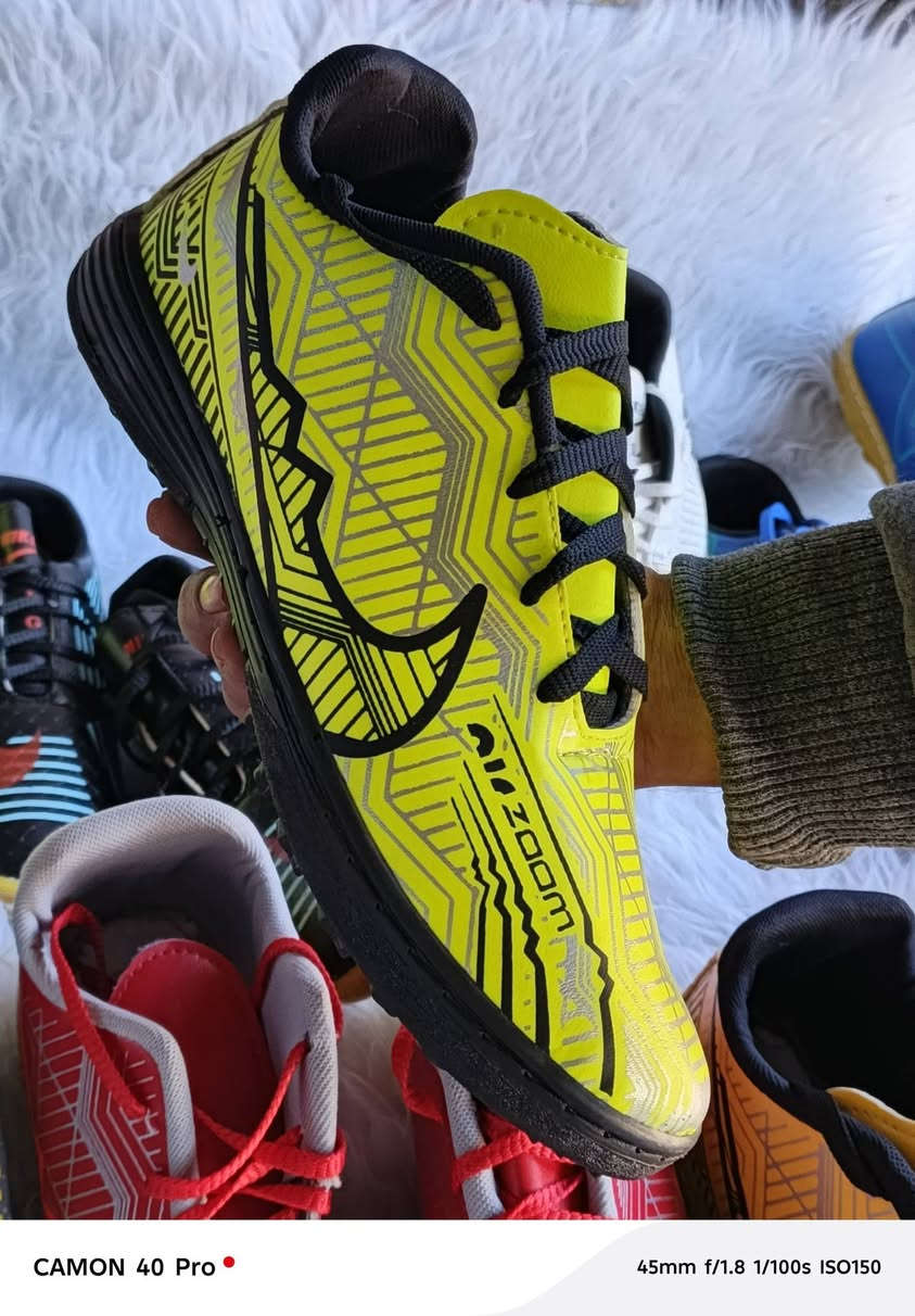 أنسب الأسعار 
حذاء لابجين رجالي مخيط 40-45
الكارتون 8 قطع 18 الف


**إذا كنت صاحب هذا الإعلان وتريد حذفه لأي سبب، رجاءا أرسل رسالة إلى الدعم الفني**