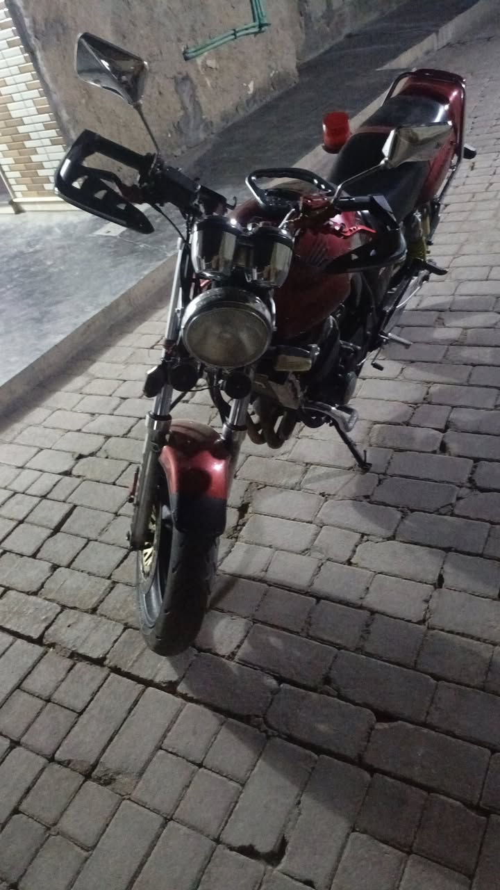 بطحه  لبيع مكان رمادي جزيره بذياب وهاذه رقمي ***********
