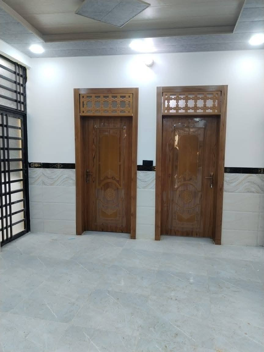 مكتب التساهل للعقار بيت للبيع
عنوان البيت مقابل ملحق قرية الغدير‏‪0780 037 4167‬‏☎️
تفاصيل البيت 👇👇المساحه 120متر 
#ال. العنوان نجف 
سعره 45وبيه مجال 
#غرف نوم عدد 2
#وصاله عدد 
#حمامات عدد 2 
 
#ملاحضة البيت بناء 2025
سند 25
#شارع عرض 10متر
ماء+كهرباء+كيبل ضوئي مقابيل +مولده+مدارس حكوميه واهليه ومول تسوق منزلي 

جميع الخدمات متوفره
للاتصال 
‏‪0780 037 4167‬‏واتساب
