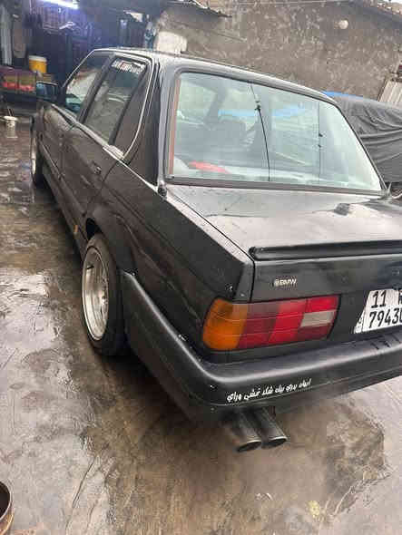 السلام عليكم
بي أم زعرة للبيع موديل 1990 داخل السيارة كلش نظيف من كل نواحي الخارج نظيف ونصبتها حلوة گير ومكينة جديد  والمكينة 20 مفتوح السيارة اصل 6
 وگير عادي السيارة كهربائيات كلها شغالة وتبريد شغال والجام كهربائي وبيها ويل رياضي وبيها صالنصة رياضي صوتها كلش حلو وسيارة مواضحة بالصور نفسها بضبط و بالواقع بعد احلى والرقم بغداد جديد وتحويل بنفس ليوم والسيارة بأسمي 

المكان بغداد والاستفسار أكثر اتصال ع رقم التالي
***********
