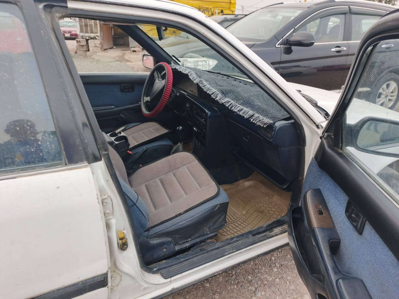 سلام عليكم ورحمة الله وبركاته سياره كورله مديل 92 محرك 1600 سياره دواخلهه كله نضيفات كله السياره بلاد ما بيهه اي نقص لايت شغال ماسحات شغال لايت بيه تدفئه تبريد عوزهه بس غاز السياره ما بيهه اي نقص سعر 45 وبيهه مجال   رقم اربيل يتحول ثاني يوم انكليزي رقم الهاتف  ***********
