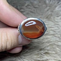 عقيق يماني طبيعي فضه قياس الخاتم (25) للبيع فقط وبدون حجز رجائاً اكو ت...