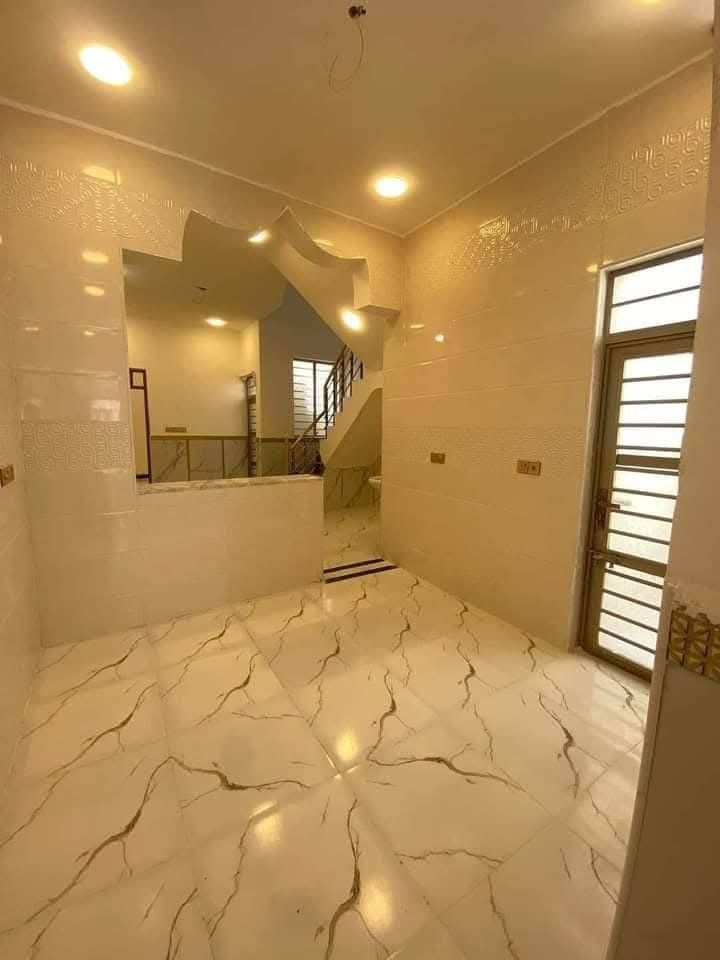 داران للبيع كل واحد ١٠٠ متر طابق واحد جدد موقعهن حي الغدير شارع عشرين مقابل أسواق فطومة للاستفسار ***********
