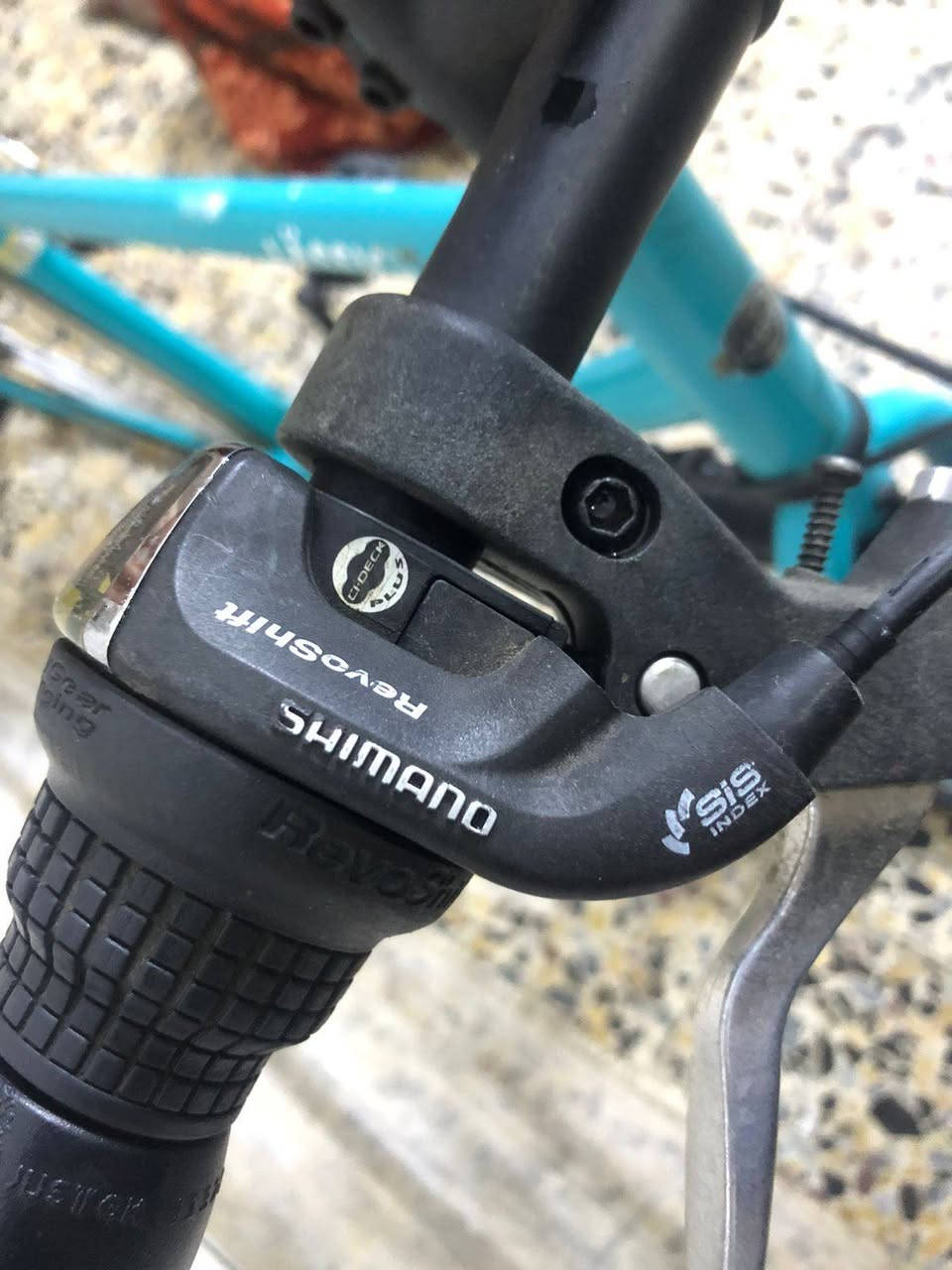 بايسكل c700 للبيع 
نظافه 95%
مكفول من كلشي
ملاحظة/ السرج ثابت غير متحرك
السعر/ 100 الف


**إذا كنت صاحب هذا الإعلان وتريد حذفه لأي سبب، رجاءا أرسل رسالة إلى الدعم الفني**