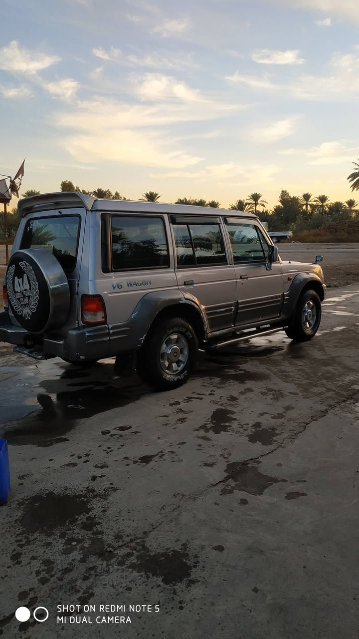 السلام عليكم كالوبر للبيع مديل 2002 رقم اربيل سنويهةمنتهيه ب2019 سياره كفاله نقص فقط اتبريد بي ليك فور ويل شغال كير عادي مكينه بيه لاستيك ولف صدر جديد تخم تاير بيها وكاله عامه ابو الوكاله يمي العنوان بابل الحمزه الغربي رقم ***********,, السعر50 وبيها مجال ترهم مراوس حسب القناعه
