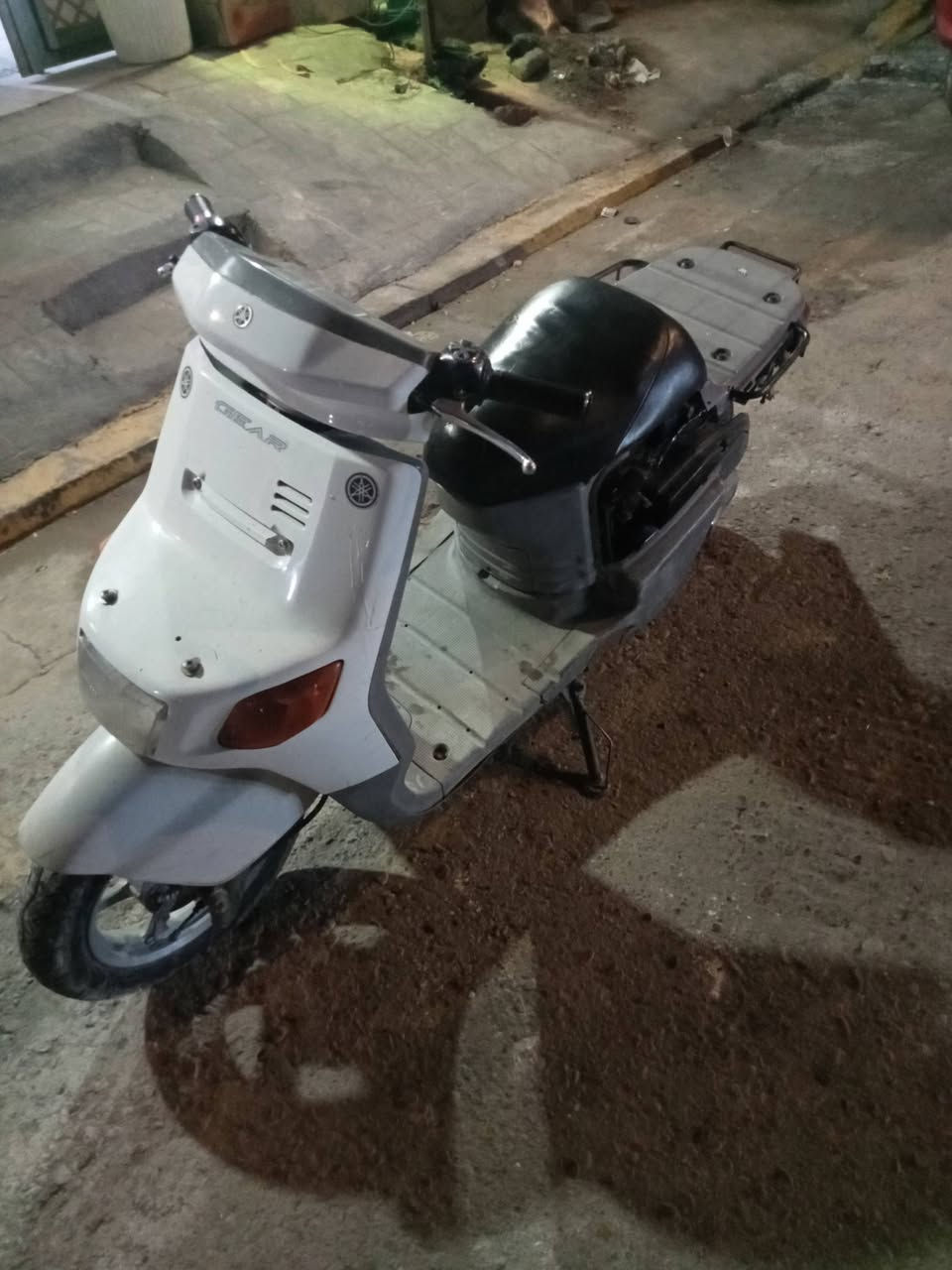 السلام عليكم 
دراجه بيكم ياماهو للبيع نضيف اي نقص مابي كلشي شغال 
المكان بلد 
السعر 250 وبي مجال 
الرقم ***********
