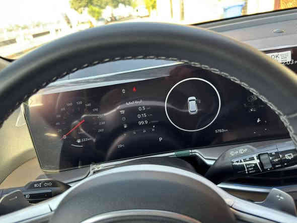 السلام عليكم 
سورنتو خليجي  موديل 2025
مكفولة كفالة عامة اخت الزيرو 
ماشيه اقل ال 6000
مواصفات السياره 
خمس كامرات 360 درجة 
داتو شو 
ويل 20
شاشه متصله 
رادار 
كراسي كهرباء
صندوق كهرباء 
محرك 3500
كير موس 
هند بريك بصمه 
السيارة فول مواصفات عدا البنوراما
مكان السياره ديالى
السعر    350 ورقه وبيها مجال قليل 
***********
