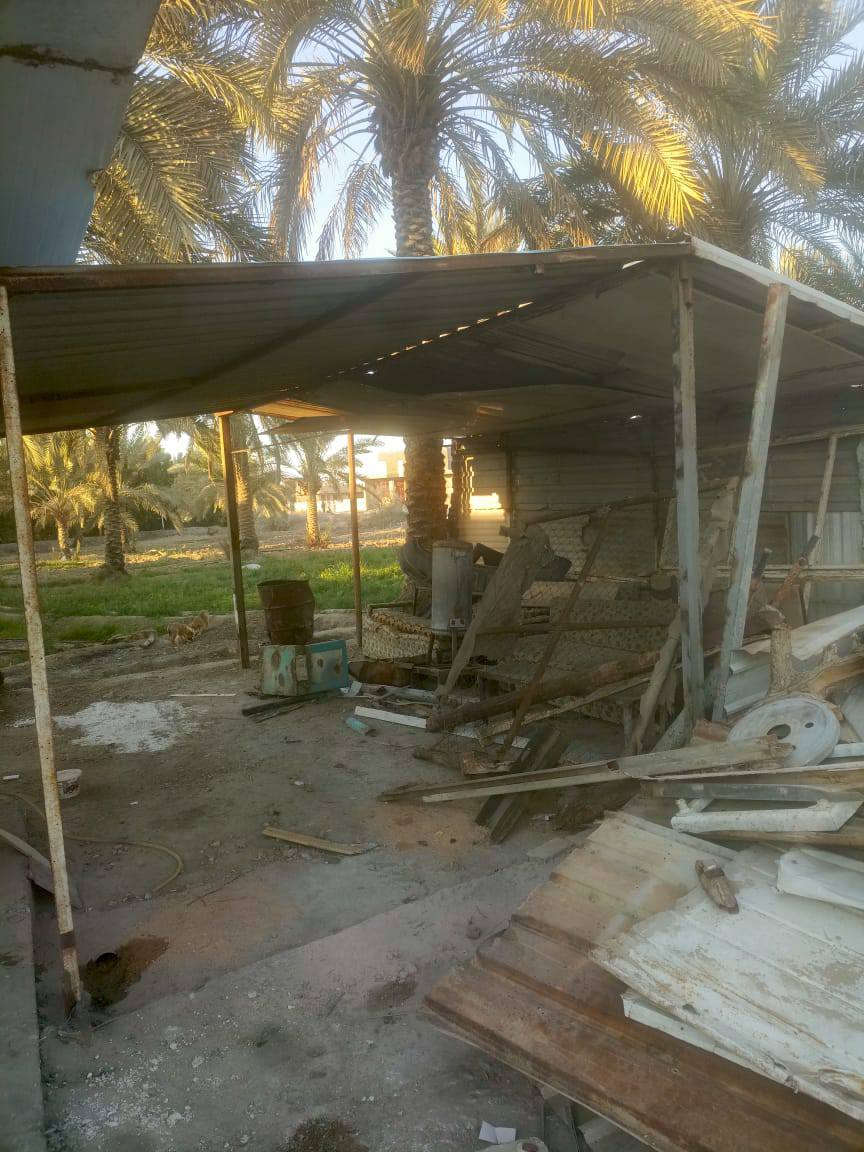 السلام عليكم حديد سقيفه كامله دنكها حديد ثقيل الشراي يجي يوشفهن بعينه ونتعامل عليهن ***********
