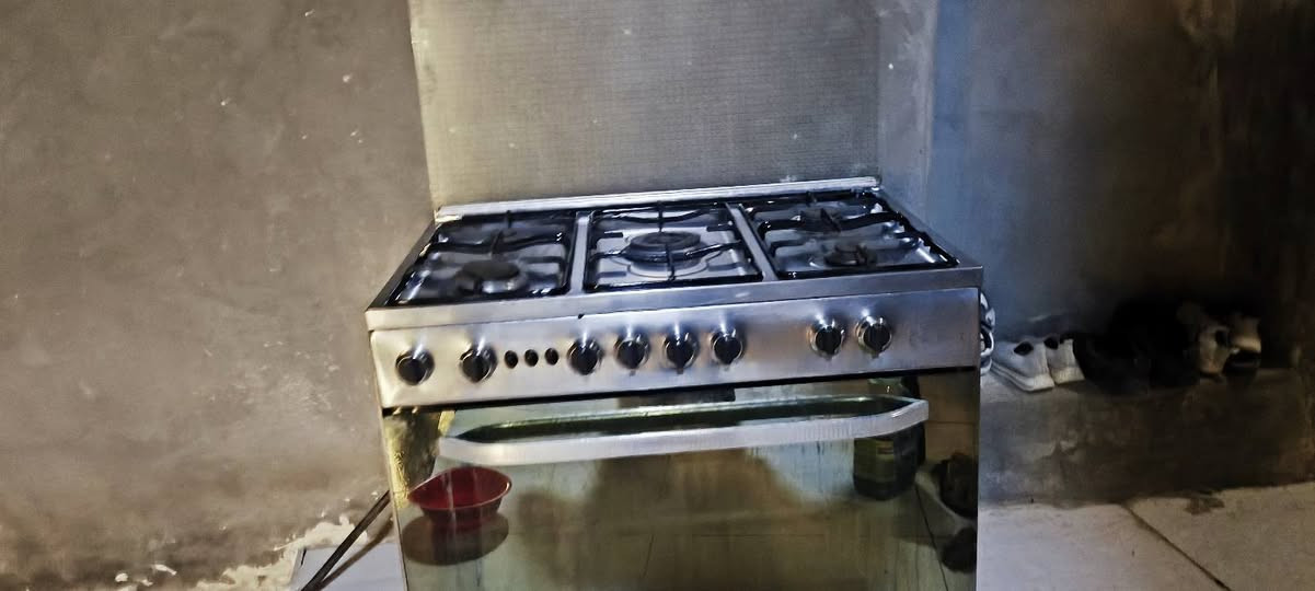 200وبي مجال بسيط او مراوس اب اصغر منه


**إذا كنت صاحب هذا الإعلان وتريد حذفه لأي سبب، رجاءا أرسل رسالة إلى الدعم الفني**