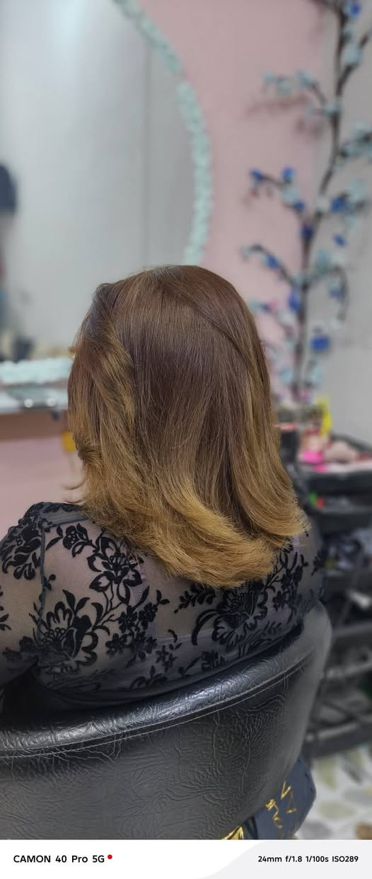 عرووووووض ناررر 🔥🔥🔥🔥🔥 
صالون رمش عين 
صبغ مع قص 20 
خصل سليفون 15
معالج بارد 5
قص شعر 5
شسوار 5 
ويفي 5
تنضيف بشره عميق 5 
عروض اكرلك 
جلش فقط 5
جل اكسيشن 15 
تنضيف قدم مع صبغ 10
العنوان الدوره زراعي المله 
*********** للحجز
العروض مستمره 3 ايام فقط
