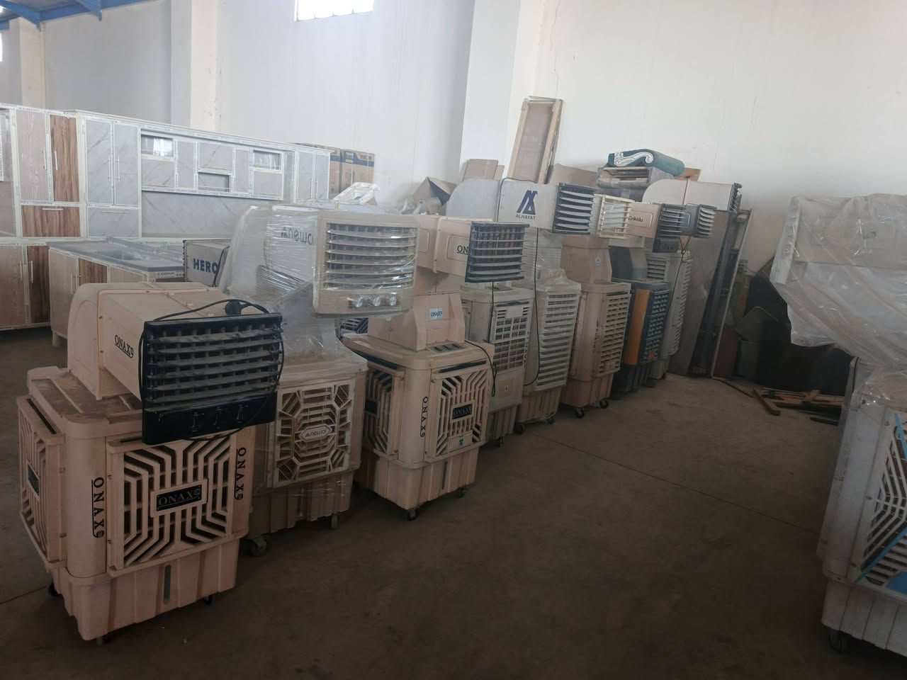 السلام عليكم كنفيرات للبيع نضافه 100٪ شراي يتصل متوفر كميه خير من لله ***********
