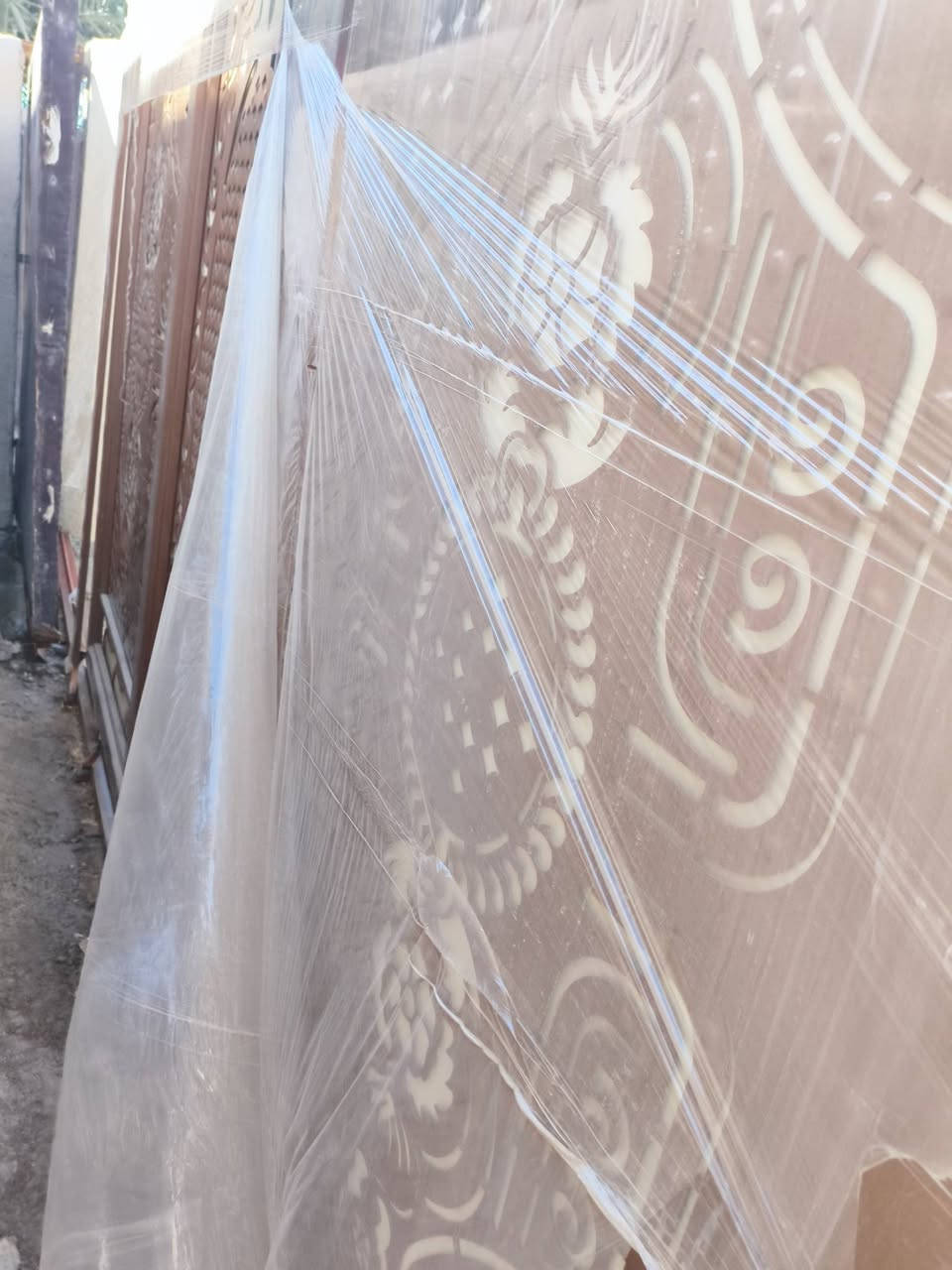 السلام عليكم باب جديده ما مشدوده ردنه نبدل بابنه وعفناها مكاني حله مركز باب تسكام درجه  اولى ابيعها جوه سعرها. مناسبا. باب مرجيه عل حايط ما سيطر اصورها زين باب 3متر. يمنه


**إذا كنت صاحب هذا الإعلان وتريد حذفه لأي سبب، رجاءا أرسل رسالة إلى الدعم الفني**