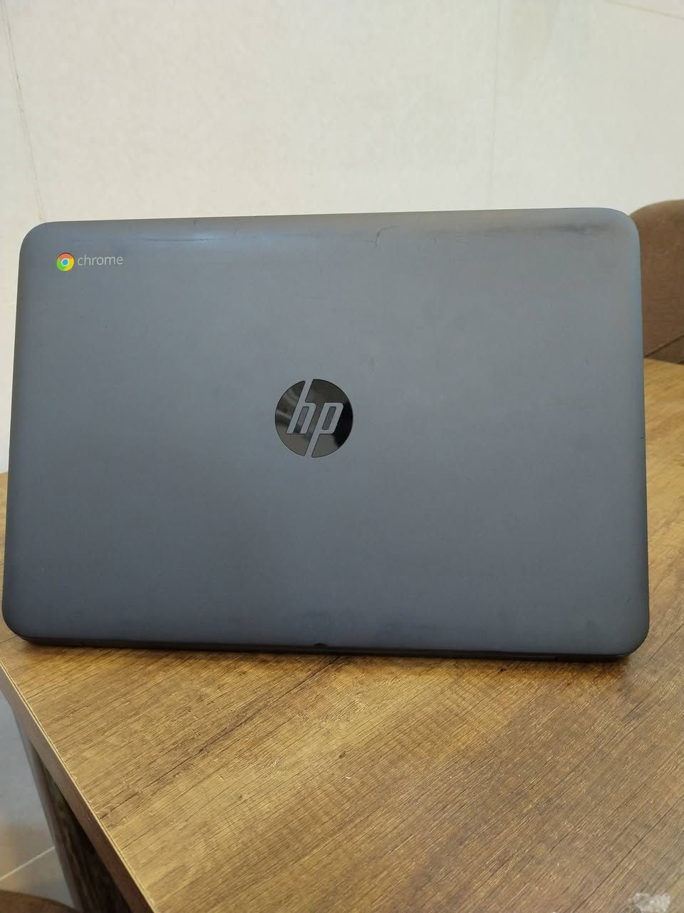 السلام عليكم لابتوب للبيع او للتبديل بهاتف   لابتوب نضيف + شاحنته الاصليه مالته وياه  وياه  و اي تفاصيل او ستفسار    واتساب ***********  ❣️
