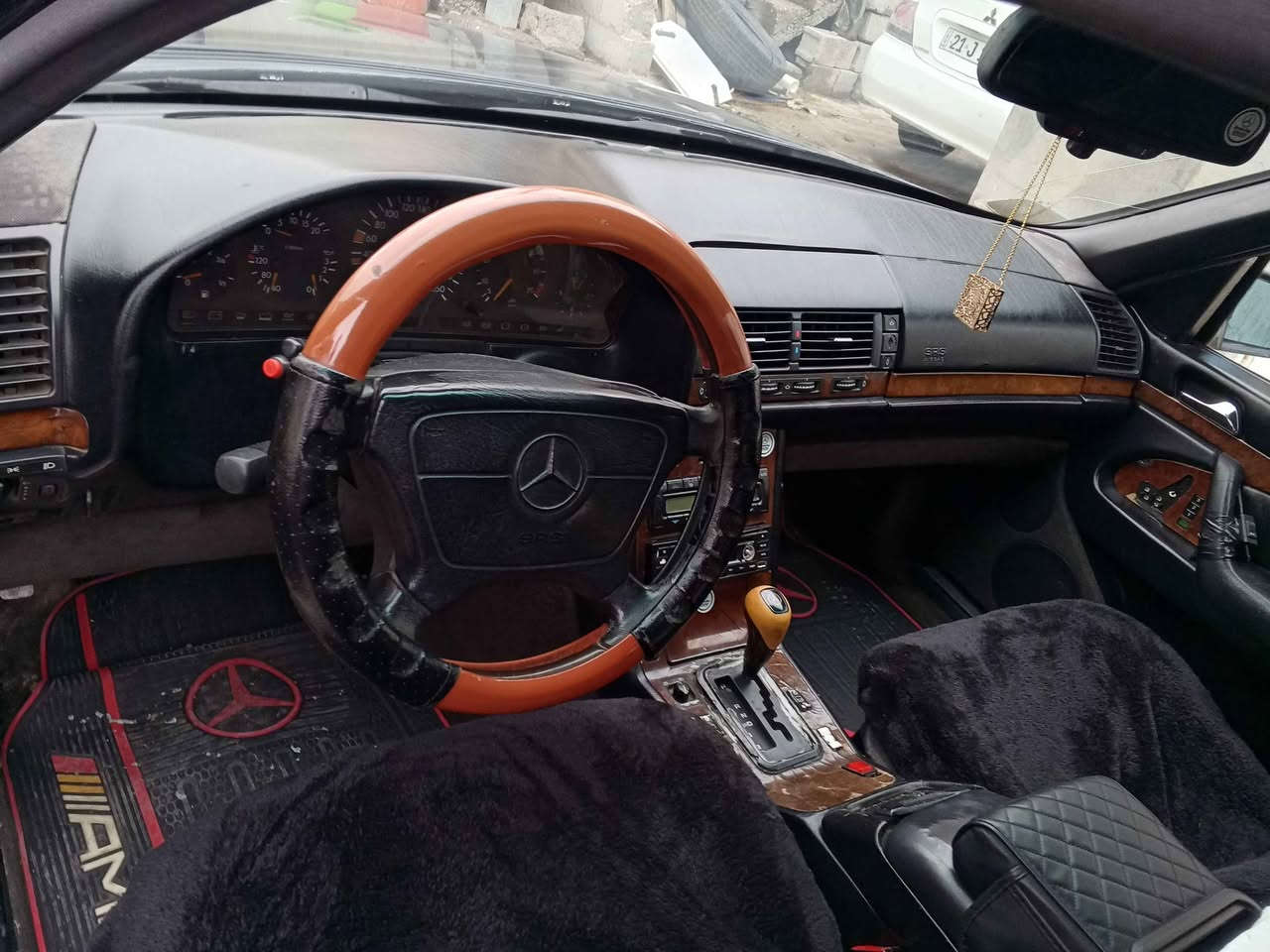 مارسيديس شبح لارج 1998🦅 ئارم پلاستيك اصلي بشرت مكينه بطه 3000 تؤماتيك حساس دركه شفت اخؤي دادةخرئت اوتؤ كوشن سياحي فول مواصفات ناو جلد دبل جام پرده بيلاد
 سعري 38
شوين هه ولير *********** مشتري تلفون بكه لخزمتم أربيل, العراق
