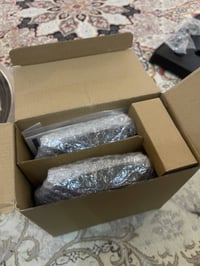 غراض تاهو • سماعات زوج جديد • ارضيات 4 قطع