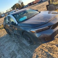 للبيع هوندا سيفك موديل 25 هايبرد  السيارة موجودة بالحرة  سعرها بالحرة ...