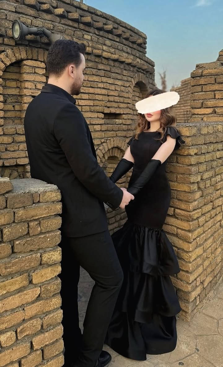 فستان وقفازات للبيع لحفلات الزفاف وأعياد الميلاد، فخمة وجميلة للغاية. مقاسها 40، لكنها تناسب جميع المقاسات. السعر 50 ألف


**إذا كنت صاحب هذا الإعلان وتريد حذفه لأي سبب، رجاءا أرسل رسالة إلى الدعم الفني**