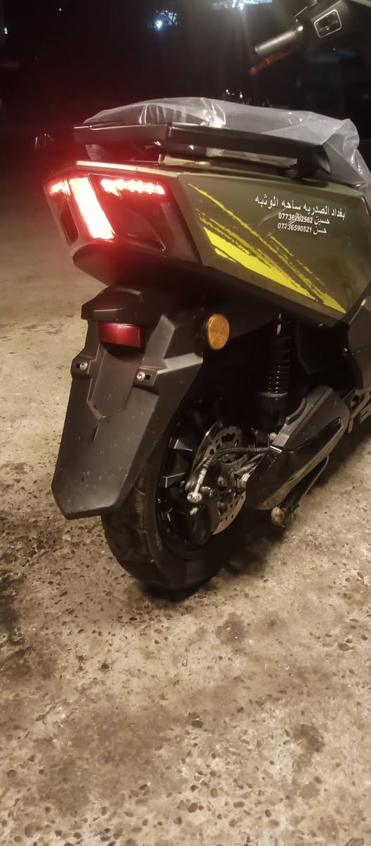 السلام عليكم للبيع دراجه شحن سكنس شركت حسن وحسين دراجه نضيفه وجاهزه بطاريات جدد دراجه كل نقص ما بيها مواصفات لايت زنون عالي ناصي هورن اشاير يمنه يسره نضام البارك والRرجوع للخلف 3سرع سرعتها 70 حقيقي 6بطاريات مكاني بغداد جديده سعر 580 وبيها مجال ***********
