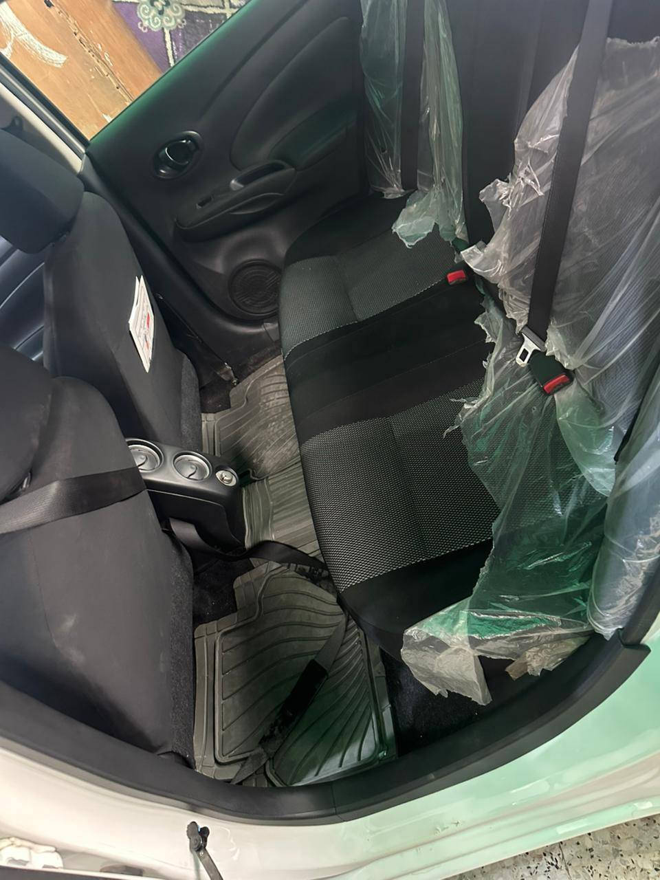 السلام عليكم
عندي نيسان سني موديل ٢٠٢٣
ماشيه ٣٦ كيلو 
سياره جديده  مكفوله كفاله عامه برغي نقص مبيه سبير بعده منازل  السونر مالته ويا الصور موجود 
عارضه ١١٩ بيه مجال  مكاني بغداد  الدوره 
رقم الهاتف  ***********
