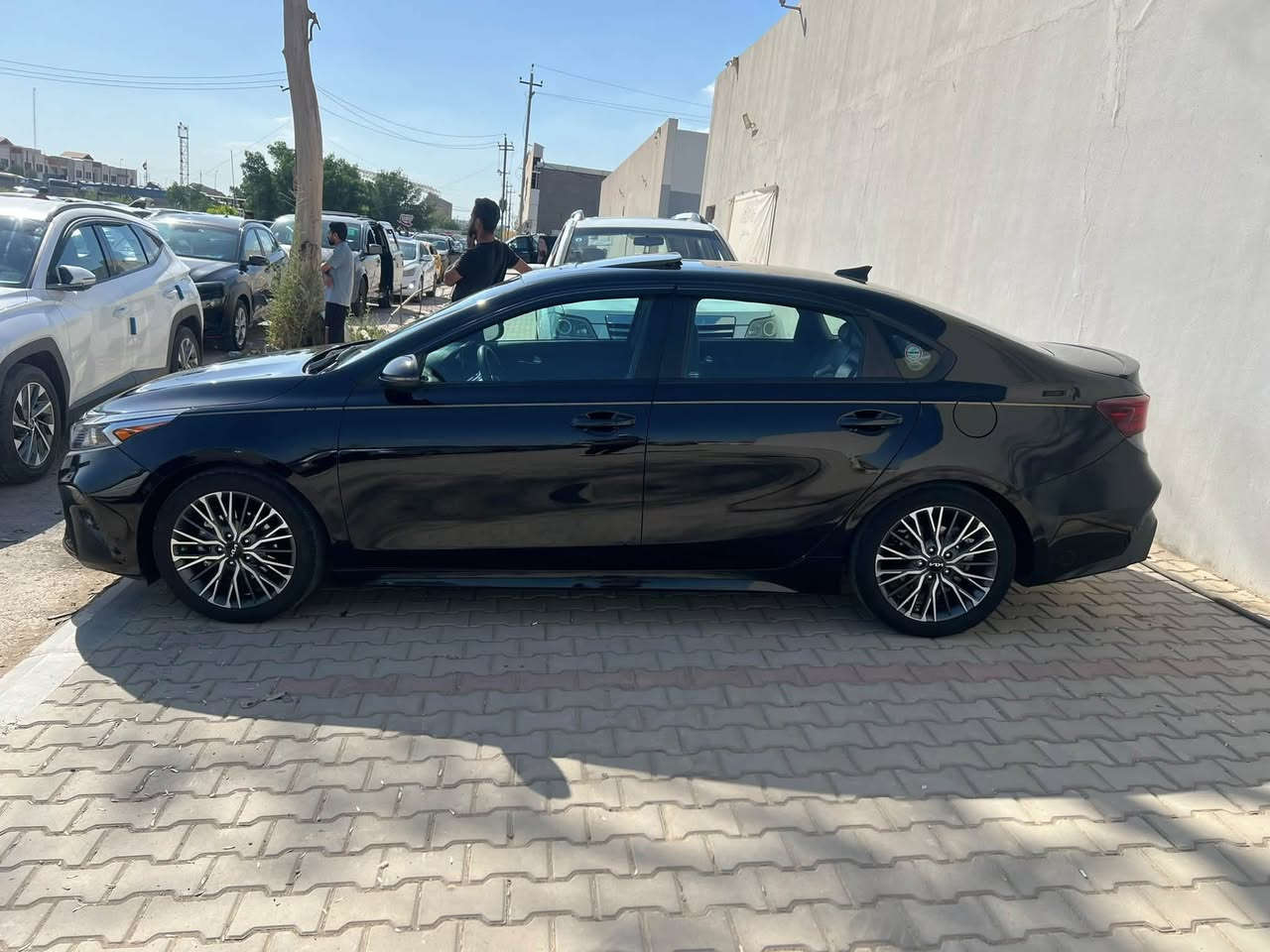 لسلام عليكم
كيا فورتي 2023 GT LINE فول وارد امريكي لون اسود 
حادثه بنيد فقط نفسه معمر ومصبوغ وبيه بارد بلجاملغات  قطعه وحده صبغ ايرباك ستيرن وكشن سياره مازدات بلاديات براكيت مبدل وراديتر تبريد فقط الباقي كله بلادي ومكفول كير ومكينه وكهربائيات برغي مامفتوح بيهن ع وضع شركه ماشيه 42 رقم بغداد باسمي حره وهزه جديده
مواصفات ال جيتي لاين فوول عدا الكراسي مو كهرباء 
فتحه 
بصمه 
تشغيل عن بعد 
رادارات محيطيه 
شاشه جبيره 
ويل 17 مال جيتي 
اشاير بلمري 
فوول تحكم ستيرن 
سستم سماعات ودمامKarmon hardn
تبريد بيانو مناخين منفصل ثلج 
شاشه عرض اعطال 
جامه الاماميه بلرايز بلاديه 
منضومه زنون وبلوجكتر 
لد امامي نهاري وبكلايت لد 
سياره جاهزه وماتصرف عليه فلس حته دهن مكينه جديد مبدل ودهن كير وفلاتر كذلك جديد مبدله 
مكان السياره بغداد السيديه 
السعر 145$ وبيه مجال للشراي ***********
