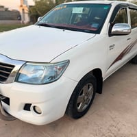 هايلكس ٢٠١٤ • اتوماتيك • كفالة عامة