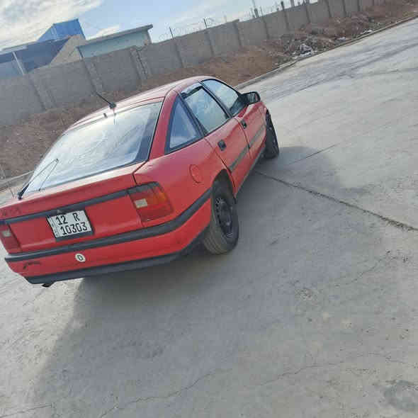 السلام عليكم فكتره موديل ٩٢ حجم ٢٠ كير محرك شرط بدون اي حادث صبغ صقف اثر تقحيل تبديل لوحات كشنات كهرب سياره جديده وحلوه سعر ٤٠ شرط تحويل ***********
