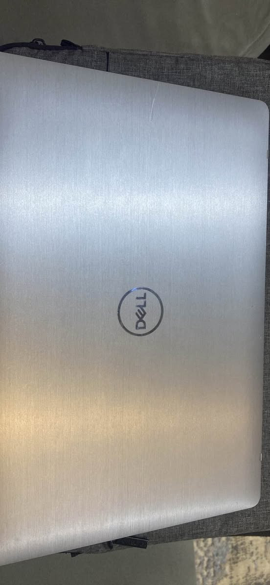 💻 لەپتۆپی Dell Latitude 7400 بۆ فرۆشتن

✔️ Core i7  
✔️ RAM 16GB  
✔️ SSD 256GB  
✔️ شاشەی لەمس(Touch)   

لەپتۆپەکە زۆر پاک و خاوێنە، هیچ کێشەیەکی تێدا نییە  
گونجاوە بۆ کار، خوێندن و بەکارهێنانی ڕۆژانە
جانتا +ماوس+گەیاندن بەخۆرایی
300دۆلار و تۆزێک مەجال أربيل, العراق


**إذا كنت صاحب هذا الإعلان وتريد حذفه لأي سبب، رجاءا أرسل رسالة إلى الدعم الفني**