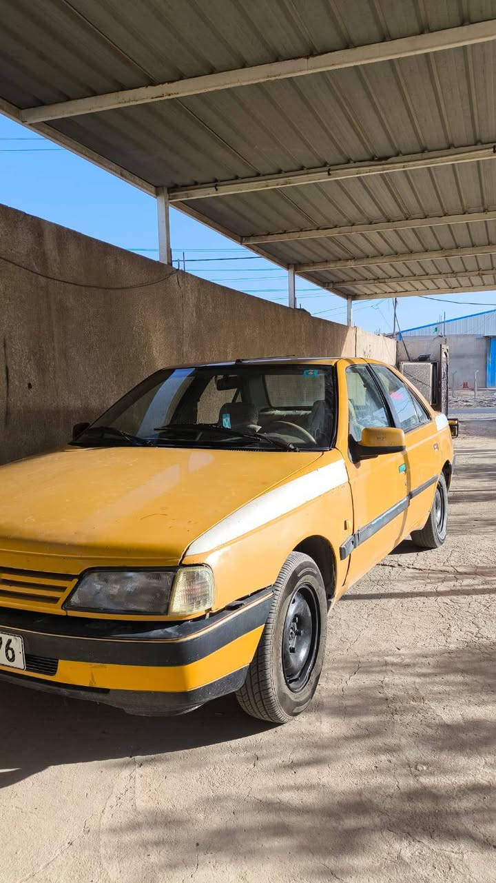 تحيه طيبه 
بيجو GLX
2013
رقم واسط انكليزي 
باسمي شرط 
مصفره هيئه وغرامات وكلشي
سنويه 2030
جاهزه للأخير 
گير ومحرك 100%
حداديه وتخم تاير 100%
كهربائيات 100%
تبريد ثلج 🥶
جاهزه وكل نقص ما بيها 
مكان السياره بابل الحله ورديه داخل قرب سيد موسى)))) 
 ***********
