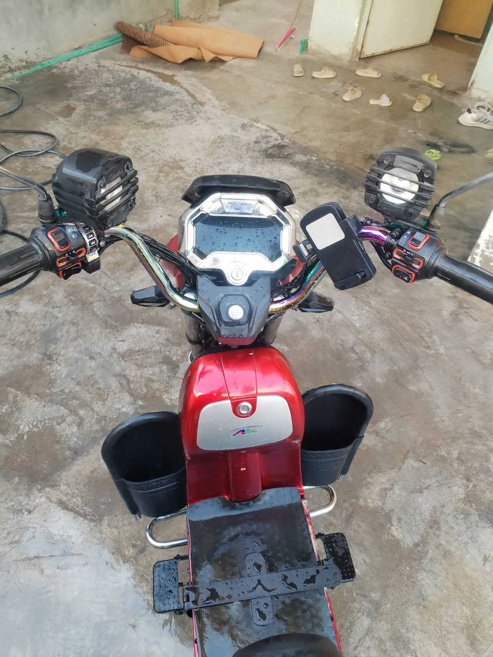 دراجة للبيع الخوين موديل 25بصمه يدوي 6بطاريات جدد جهاز مانع سرقة جادر ويا كهرباىيات  شقالة دراجة نضيفه  سعر  600وبي مجال ***********
