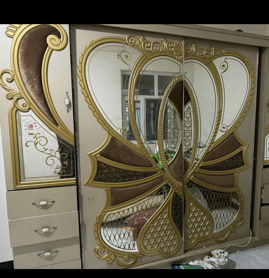 غرفه تركيه 9 قطع اخت الجديده استعمال قليل ماخذهه مليون و600 مستعجل عبيعتهه السعر 750 يوجد خدمه توصيل بكروه *********** الشراي يراسلني وات ساب
