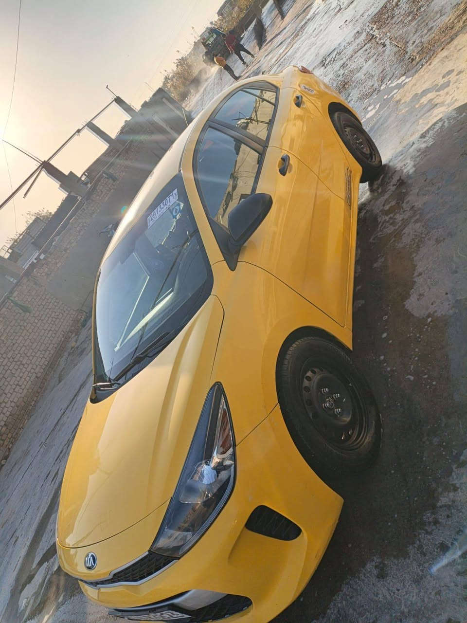 ريو 18 امريكي حادثها باب وجاملغ راجعات نفسهن سيارة جاهزة مصفرة مكانها ديوانية تحويل بنفس اليوم سعر 110
رقم صاحب السيارة 
‏‪0782 647 8126‬‏
