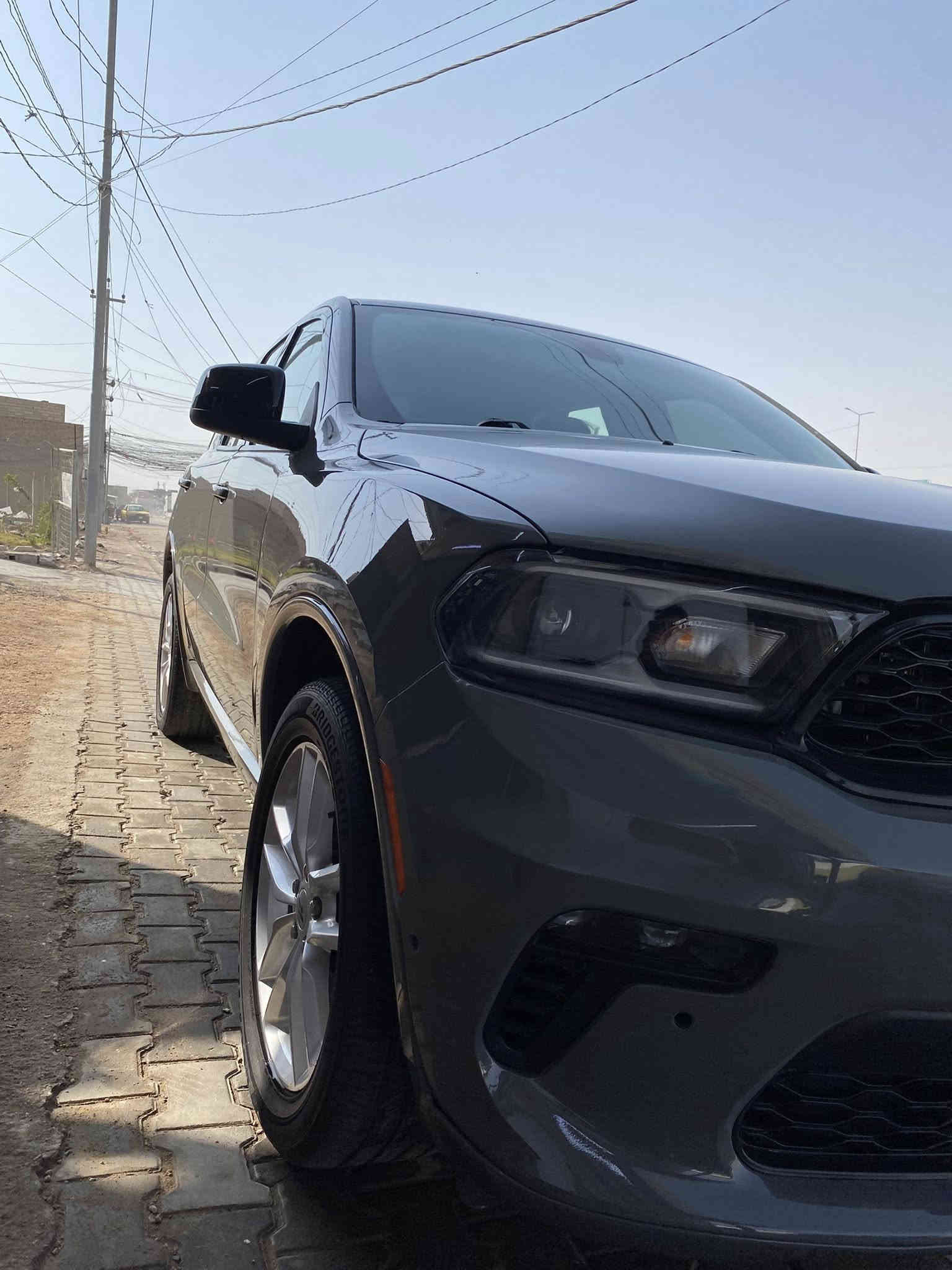 دودج دورانكو GT  لون إسمنتي مميز
#الموديل : 2023
#الضرر : بابين نفس الون بدون صبغ اصليات ونص الجاملغ الخلفي 
#الرقم : اربيل (الرقم الحديث) تحويل او وكالة حسب الرغبة

#المواصفات :
▪️السيارة: دوج دورنكو جي تي
▪️المحرك: 3.6L . V6  (ستة سلندر)
▪️العداد: 20 الف حقيقي دخول جديد ماماشيه بالعراق 
لايتات زينون مع حاجب LED مع كشافات دعامية زينون
بصمات عدد 2 للأبواب مع بصمة جنطة وبصمة تشغيل وتشغيل عن بعد
حساس خلفي
كامرة خلفية دوارة اصل مع الستيرن
شاشة الدشبول حجم كبير
غرفة السيارة جلد احمر 
تحكم فول كهرباء لكرسي السائق 
تدفئة لكشنات المقدمة
تدفئة ستيرن
سستم صوت
تشغيل عن بعد
جنطة كهرباء
تحكم ستيرن جهتين بلوتوث وحاكية وكروس سرعة وتحكم صوت 
نظام ABS مانع انزلاق

السعر المطلوب: 310 ورقة مع المجال

 
الاتصال على :
***********
