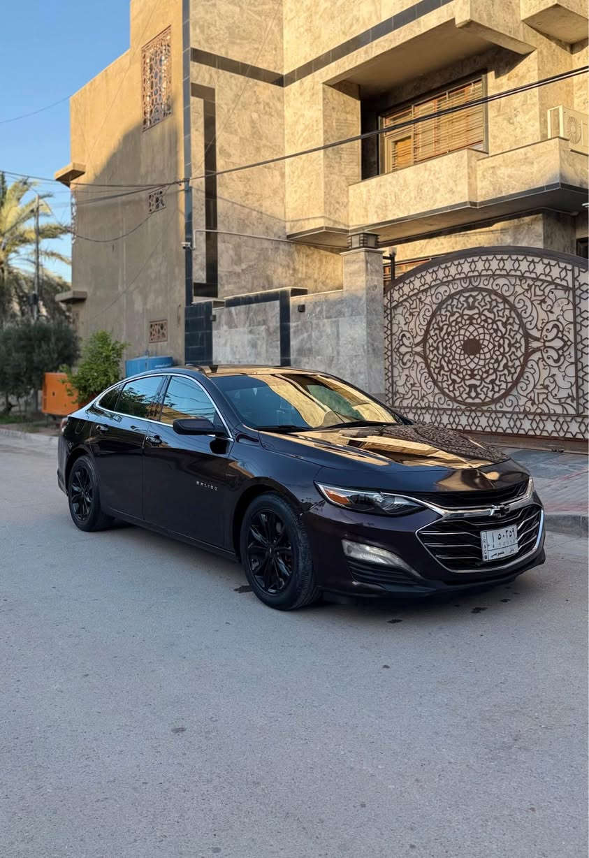 سلام عليكم 
بسعر مناسب 89 ورقه
ماليبو 2021 معوقين باقيلها سنه وتصير حره وكاله من راعيها 
 ماشيه 88
بيها قطع كلير من امريكا بدون ايرباك بدون حادث و سونار مرفق كلش نظيف نقصها شويه بالحداديه 
كير و مكينه مكفولات
مكانها كربلاء
بيع فقط لا مراوس و لا دين 
*********** كربلاء, العراق
