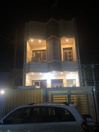 دار للبيع في حي العامل مقابل مسبح الرافدين ٨١١ جديد ١٠٠متر طابقين ونص ...