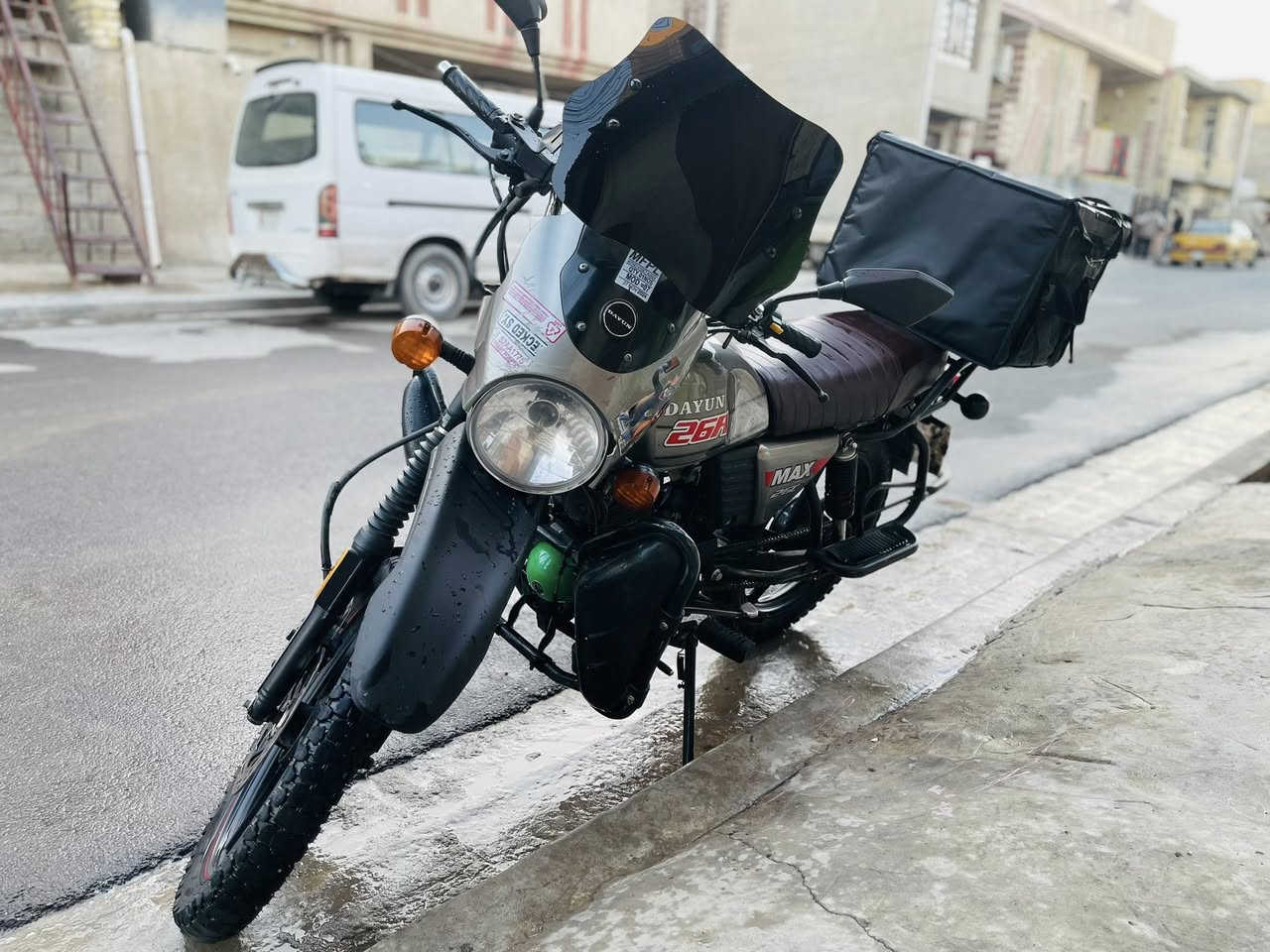 السلام عليكم دراجة دايون رقم بغداد بسم صاحب شركة باقي ع ستلام لوحات نكليزي بيها لوحات  ورقية دراجة حلوة مال شغل سعرها مليونين وربع موديل 2023وكلمن وقناعتة فلوسك يمك دراجتي يمي ايذا ماعجبتك❤️👍🏻 ***********تجي شوف بعينك اقتنعت بعافية عليك
