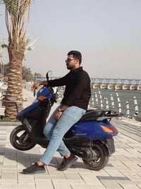 اخوان وخواتي اني اشتغل دلفري حر شنو تحتاج من مسواك او غراض للبيت اني ا...