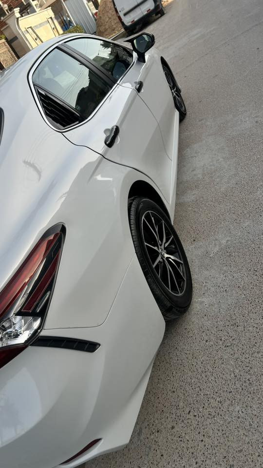 كامري موديل ٢٠٢٣ورد امريكي صوره حادث بالمنشور بيه صبغ ٥ قطع
سياره ماشي ٣٥
لون سمنتي 
رقم بغداد بسمي 
سيا ره جاهزه من كلشي 
مكان سياره بغداد العامريه 
السعره ١٥٦وبيه مجال
***********
