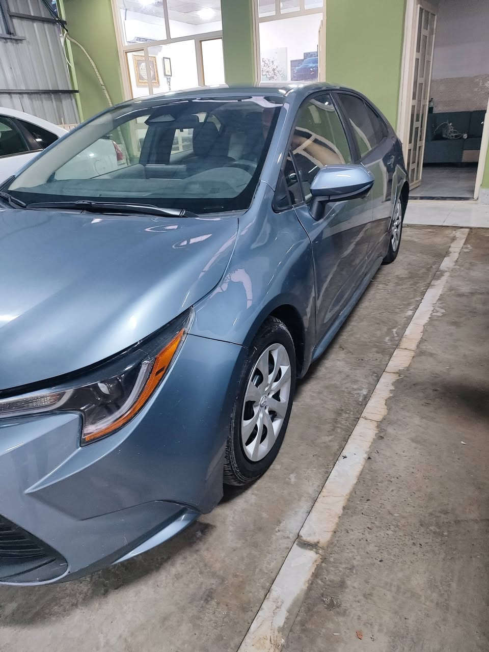 السلام عليكم 
كورلا 24 LE
مرقم ديالى بأسمي 
والحادث موضح بل صور 
السعر 160 وبيها مجال للاستفسار ***********
